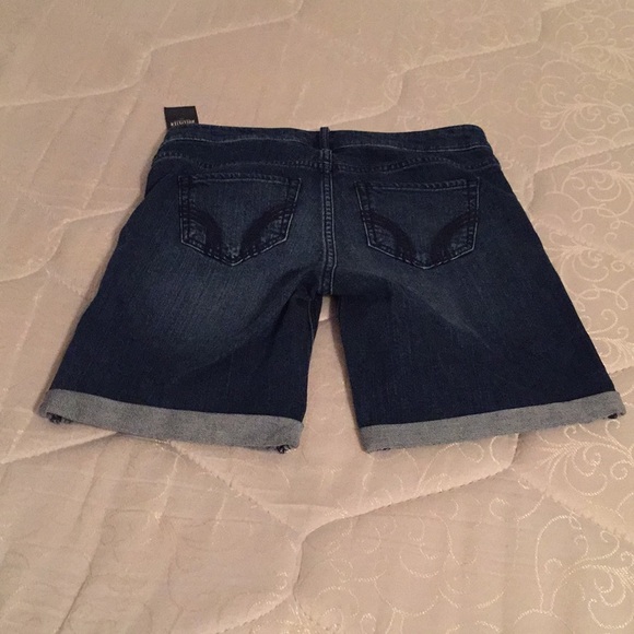 Juniors Hollister Jean shorts size 0. - Picture 5 of 5